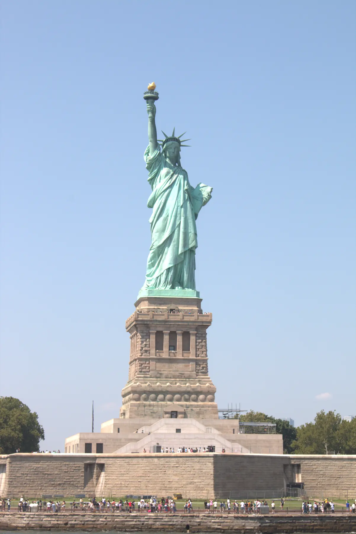 Symmetrical perspective study with vertical lines and compressed depth